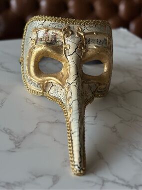 MARDI GRAS MASK • Ornate Venetian Long-Nose Wall Mask in Gold and Cream